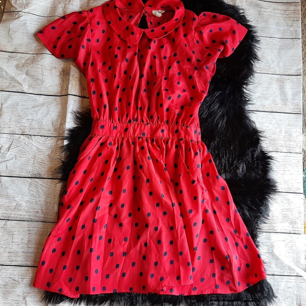 XXI Exclusive Red dress w/ Polka dots w/ open back